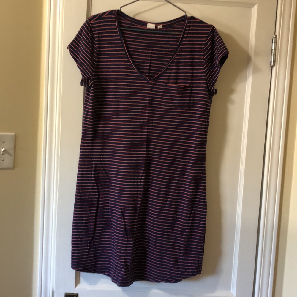 GAP Dress - Picture 2 of 4